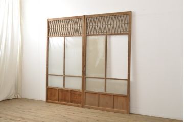 アンティーク建具　昭和初期　お洒落な格子が目を引くすりガラス入りガラス戸2枚セット(引き戸、建具)(R-059316)