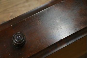 中古　美品　北海道民芸家具　上品な佇まいが魅力的なチェスト　(R-059336)