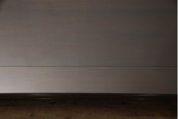 中古　美品　大阪唐木指物　翠峰六作　漆塗り　紫檀(シタン)材　ガラス天板付き　細やかな牡丹の彫りこみが魅力的な座卓(定価約140万円)(ローテーブル)(R-059339)