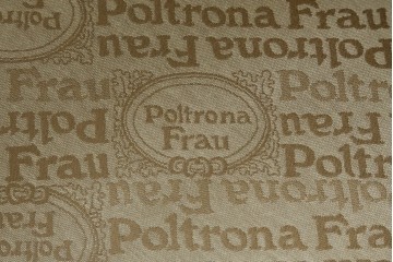 希少!!　中古　Poltrona Frau(ポルトローナ・フラウ)　EDOARDO(エドアル)　優雅なひと時を過ごせる総本革1人掛けソファ　定価約88万円　(R-059358)
