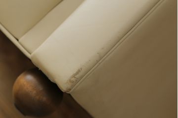 希少!!　中古　Poltrona Frau(ポルトローナフラウ)　EDOARDO(エドアル)　優雅なひと時を過ごせる総本革1人掛けソファ(レザーソファ、1P、一人掛け)(定価約88万円)(R-059359)