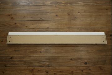 中古　美品　IDC大塚家具オリジナル　「ジオR」　合皮　モダンでシャープなデザインが格好良いセミダブルベッドフレーム(定価約15万円)(ベッド)(R-059378)