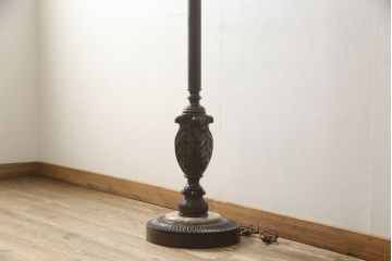 アンティーク照明　大正ロマン　彫刻入り　空間を優しい雰囲気に包むフロアスタンド(フロアライト、スタンド照明)(R-059394)