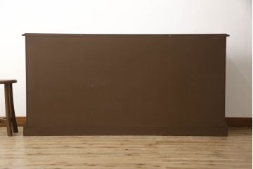 中古　美品　DREXEL HERITAGE(ドレクセルヘリテイジ)　気品を感じさせるクラシカルなサイドボード(チェスト、引き出し)(R-059395)