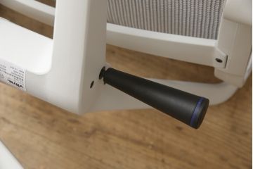 中古　美品　スイス　Vitra(ヴィトラ)　Physix(フィジックス)　Alberto Meda(アルベルト・メダ)デザイン　デスクワークを快適に過ごせるデスクチェア(オフィスチェア、アームチェア、回転チェア、椅子、イス)(定価約12万円)(R-059397)
