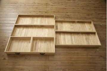 中古　美品　岩谷堂箪笥　堂々とした貫禄ある佇まいが目を引く衣装箪笥(観音箪笥、着物箪笥、和タンス、引き出し)(R-059413)