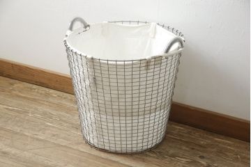 中古　美品　Cassinaixc.(カッシーナイクスシー)取り扱い　Korbo (コルボ)　Classic65　65L(リットル)ランドリーバック付きワイヤーバスケット(ランドリーバスケット、収納、プランター、かご)(定価約4万8千円)(R-059418)