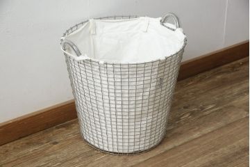 中古　美品　Cassinaixc.(カッシーナイクスシー)取り扱い　Korbo (コルボ)　Classic65　65L(リットル)ランドリーバック付きワイヤーバスケット(ランドリーバスケット、収納、プランター、かご)(定価約4万8千円)(R-059418)