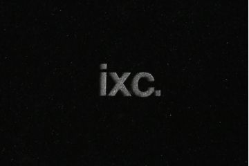 中古　Cassinaixc.(カッシーナイクスシー)　イクスシーオリジナル　ブラック　レザーティッシュボックス(ティッシュケース、黒)(R-059421)