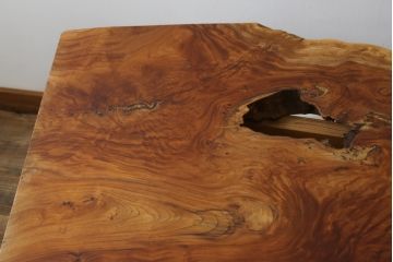 中古　希少!　杢目の素晴らしい欅(ケヤキ)一枚板ダイニングテーブル(食卓、4人掛け)(R-059434)
