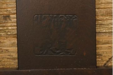 中古　美品　北海道民芸家具　直線的なシルエットと落ち着いた色合いが素敵な2人掛けソファ(二人掛け、2P)(R-059443)