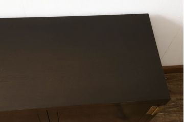 中古　カリモク　domani(ドマーニ)　Morganton(モーガントン)　すっきりとモダンなデザインの収納棚(サイドボード、戸棚)(R-059444)