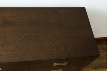中古　カリモク家具(karimoku)　domani(ドマーニ)　Morganton(モーガントン)　上品な佇まいのチェスト　定価約30万円　(R-059450)