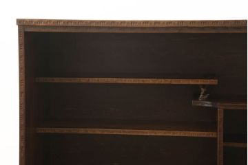 中古　美品　軽井沢彫り　隅々まで施された桜の彫刻が美しい収納棚(戸棚、飾り棚、キャビネット)(R-059454)