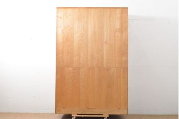 中古　国産　職人手造り　和の趣あふれる佇まいが魅力的な桐箪笥(胴丸、和タンス、桐たんす、収納箪笥、着物箪笥、衣装タンス)(R-059460)