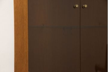 イギリスビンテージ　TURNIDGE OF LONDON(ターニッジオブロンドン)　チーク材　北欧スタイルのお部屋に取り入れたいコーナーキャビネット(飾り棚、戸棚、収納棚、ヴィンテージ)(R-059461)