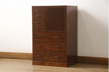 中古　高級品　総漆塗り　三方欅材・中桐材　個性的な取っ手が目を引く指物箪笥(定価約38万円)(チェスト、和タンス、収納箪笥、引き出し)(R-059462)