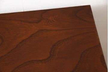 中古　高級品　総漆塗り　三方欅材・中桐材　個性的な取っ手が目を引く指物箪笥(定価約38万円)(チェスト、和タンス、収納箪笥、引き出し)(R-059462)