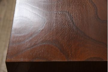 中古　高級品　総漆塗り　三方欅材・中桐材　個性的な取っ手が目を引く指物箪笥(定価約38万円)(チェスト、和タンス、収納箪笥、引き出し)(R-059462)