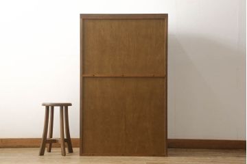 和製ビンテージ　カリモク家具(karimoku)　アーリーアメリカンテイストの空間づくりに活躍するチェスト(引き出し、ヴィンテージ)(R-059463)