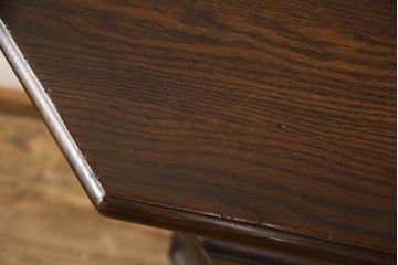 ベルギービンテージ　オーク材　濃淡のある色合いと古びた風合いが趣深いサイドボード(サイドキャビネット、収納棚、ヴィンテージ)(R-059472)