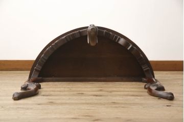 イギリスアンティーク　高級品　マホガニー材　随所に見られる素晴らしい彫刻が魅力!エレガントな佇まいのコンソールテーブル(サイドテーブル)(R-059476)