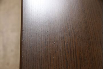 オランダビンテージ　オーク材　凝った造りの脚のデザインが重厚な雰囲気を醸し出すセンターテーブル(ローテーブル、ヴィンテージ)(R-059479)