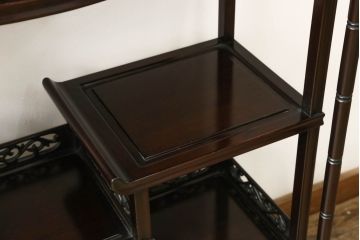 和製ビンテージ　高級品　花梨(カリン)材　象嵌入り　品のある佇まいが美しい飾り棚(茶棚、収納棚、戸棚、ヴィンテージ)(R-059484)