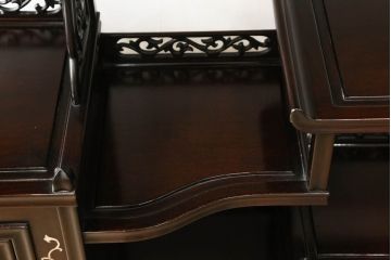 和製ビンテージ　高級品　花梨(カリン)材　象嵌入り　品のある佇まいが美しい飾り棚(茶棚、収納棚、戸棚、ヴィンテージ)(R-059484)
