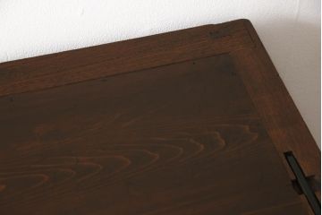 和製アンティーク　前面・側面ケヤキ材　時代を経た趣あふれる佇まいが印象的な美濃帳場箪笥・下段(収納箪笥、時代箪笥、和タンス)(R-059490)