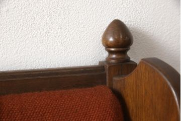 和製ビンテージ　オランダ柄　オーク材　起立木工　重厚でクラシカルな雰囲気と温かみを兼ね備えた1人掛けソファ(アームチェア、椅子、イス、ヴィンテージ)(R-059491)