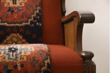 和製ビンテージ　オランダ柄　オーク材　起立木工　重厚でクラシカルな雰囲気と温かみを兼ね備えた1人掛けソファ(アームチェア、椅子、イス、ヴィンテージ)(R-059492)