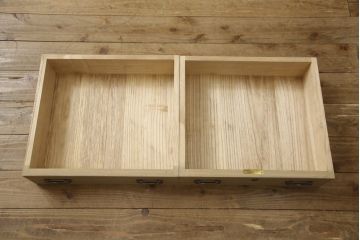 中古　国産　職人手造り　金具の黄色がアクセントになってかわいらしい総桐箪笥(並厚、和タンス、桐たんす、収納箪笥、着物箪笥)(R-059501)