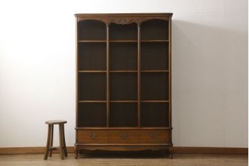 中古　超美品　松永工房　Continue(カンティーニュ)　優美な曲線が美しくクラシカルな雰囲気を高めてくれるブックケース(本棚、ブックシェルフ、収納棚)(定価約40万円)(R-059502)