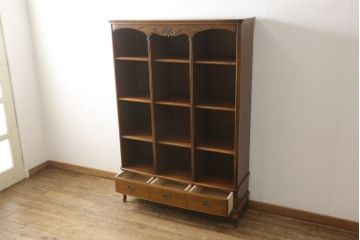 中古　超美品　松永工房　Continue(カンティーニュ)　優美な曲線が美しくクラシカルな雰囲気を高めてくれるブックケース(本棚、ブックシェルフ、収納棚)(定価約40万円)(R-059502)