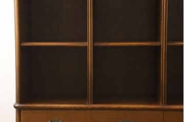 中古　超美品　松永工房　Continue(カンティーニュ)　優美な曲線が美しくクラシカルな雰囲気を高めてくれるブックケース(本棚、ブックシェルフ、収納棚)(定価約40万円)(R-059502)