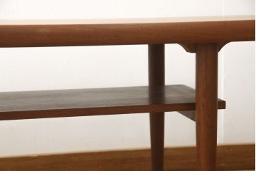 ヴィンテージ家具　デンマークビンテージ　チーク材　シンプルでスタイリッシュな空間を演出するセンターテーブル(リビングテーブル、ローテーブル、北欧)(R-059503)