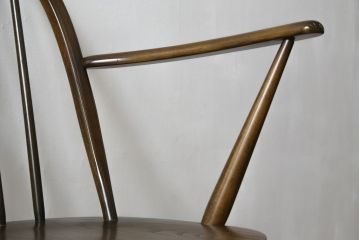 イギリスビンテージ　ERCOL(アーコール)　クッション付きシスルバックチェア(椅子、ダイニングチェア、アームチェア、ウィンザーチェア、板座チェア、イス、1人掛け、ヴィンテージ、ウインザーチェア)(R-059507)