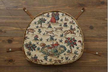 イギリスビンテージ　ERCOL(アーコール)　クッション付きシスルバックチェア(椅子、ダイニングチェア、アームチェア、ウィンザーチェア、板座チェア、イス、1人掛け、ヴィンテージ、ウインザーチェア)(R-059507)