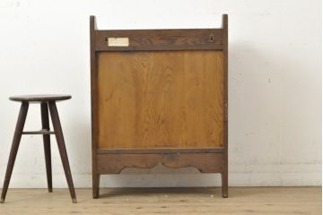 和製ヴィンテージ　オーク材　NAKAZAWA FURNITURE　エレガントな佇まいが魅力的なウォールラック(壁掛け収納棚、吊り棚、ウォールシェルフ、ビンテージ)(R-059513)