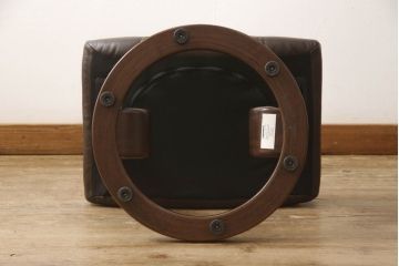 中古　美品　本革　EKORNES(エコーネス)　コンサルシリーズ　クラシック　Sサイズ　オットマン付きストレスレスチェア(レザー、リクライニングチェア、一人掛けソファ、アームチェア)(定価約23万円)(R-059516)