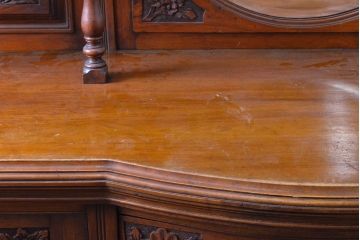イギリスアンティーク　特大!　最高級　マホガニー材　細部に至るまでこだわりの意匠が感じられるパーラーキャビネット(収納棚、戸棚、食器棚)(R-059528)