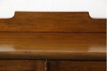 イギリスアンティーク　オーク材　エレガントな佇まいが魅力的な猫脚キャビネット(ガラスケース、飾り棚、収納棚、戸棚)(R-059533)