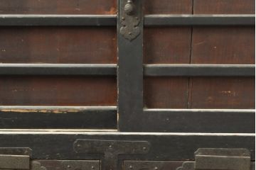 和製アンティーク　明治期　渋い佇まいが魅力的な松本帳場箪笥(和箪笥、時代箪笥、収納たんす、整理箪笥)(R-059536)