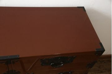 中古　欅産業　本漆　朱塗り　上質な和の空間づくりに取り入れたい仙台箪笥(衣装箪笥、和タンス、収納たんす、引き出し)(定価約90万円)(R-059545)
