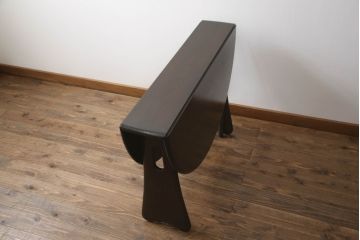 中古　美品　激レアモデル!!　ERCOL(アーコール)　大人の落ち着いた空間を演出するバタフライテーブル(ドロップリーフテーブル、ゲートレッグテーブル、4人掛けダイニングテーブル)(R-059546)