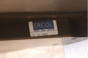 中古　美品　激レアモデル!!　ERCOL(アーコール)　大人の落ち着いた空間を演出するバタフライテーブル(ドロップリーフテーブル、ゲートレッグテーブル、4人掛けダイニングテーブル)(R-059546)