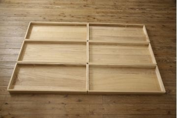 中古　牡丹をあしらった金具が上品なアクセントになる加茂桐箪笥(並厚、桐たんす、和タンス、着物箪笥、衣装箪笥、整理タンス)(R-059548)