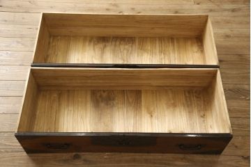 和製アンティーク　美品　前面欅(ケヤキ)・中桐　金具の立派な佐渡箪笥・上段(小木箪笥、和たんす、時代箪笥、収納箪笥、引き出し)(R-059552)