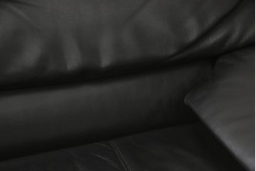 中古　B&B　ITALIA(イタリア)　ARANDA(アランダ)　上質な空間づくりにおすすめの本革(レザー)張り2.5人掛けソファ(2人掛けソファ、3人掛けソファ)(定価約120万円)(R-059555)